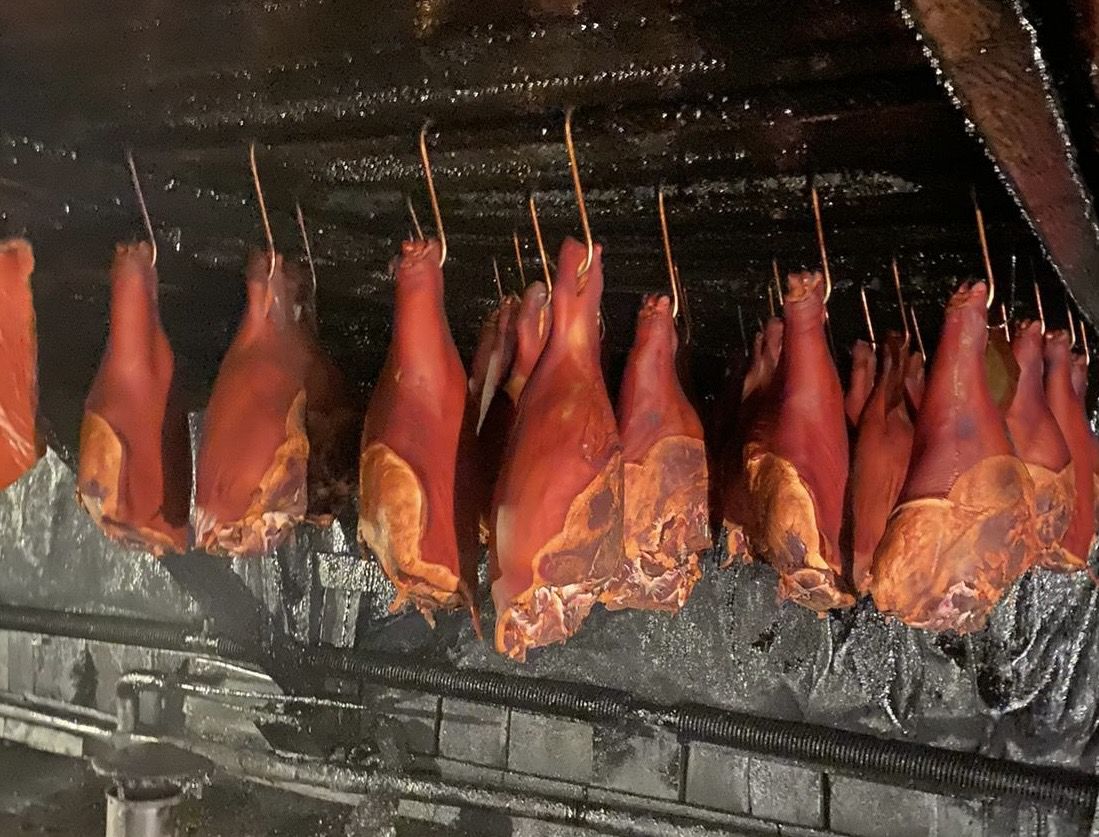 Eigene Fleischräucherei – Trämeler Metzgerei